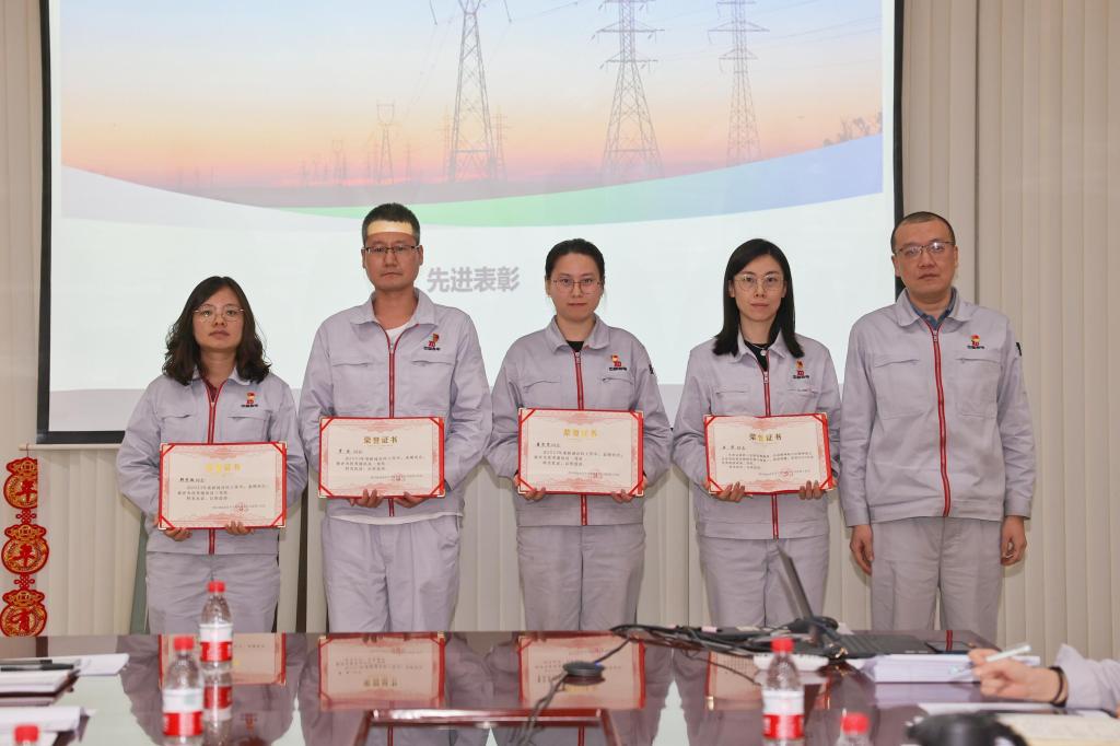 4CB5B61668918A5961669D6C998_F00A8AD9_135C9 4CB5B61668918A5961669D6C998_F00A8AD9_135C9